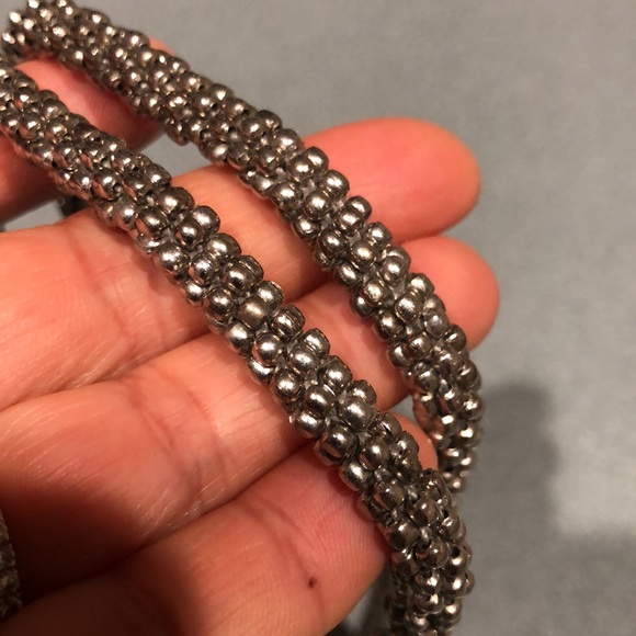 Silver Color Rounded Necklace - Picture 3 of 6